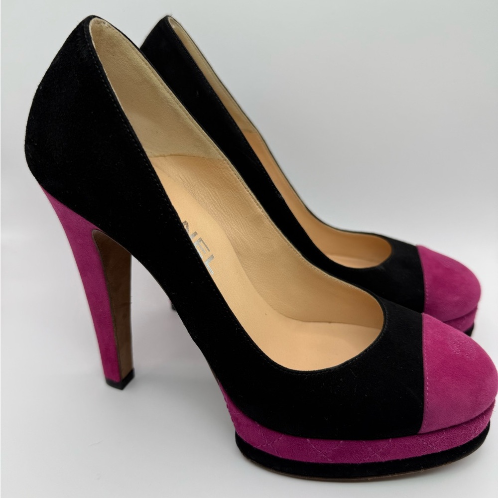 CHANEL Black and Pink Heels